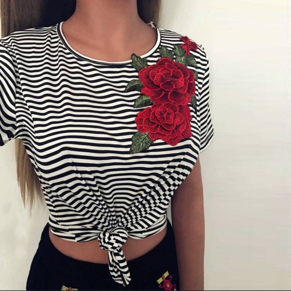 BLACK & WHITE STRIPED TOP - Picture 1 of 2